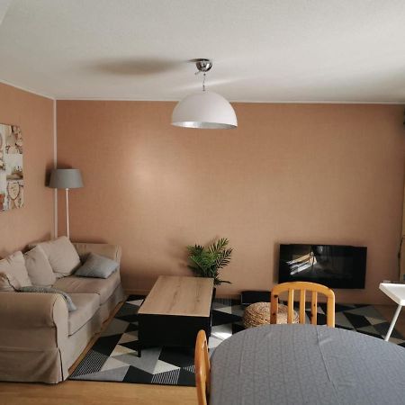 Beau T3 Place Parking, Vue Degagee Proche Centre Bagneres-de-Luchon Exterior photo